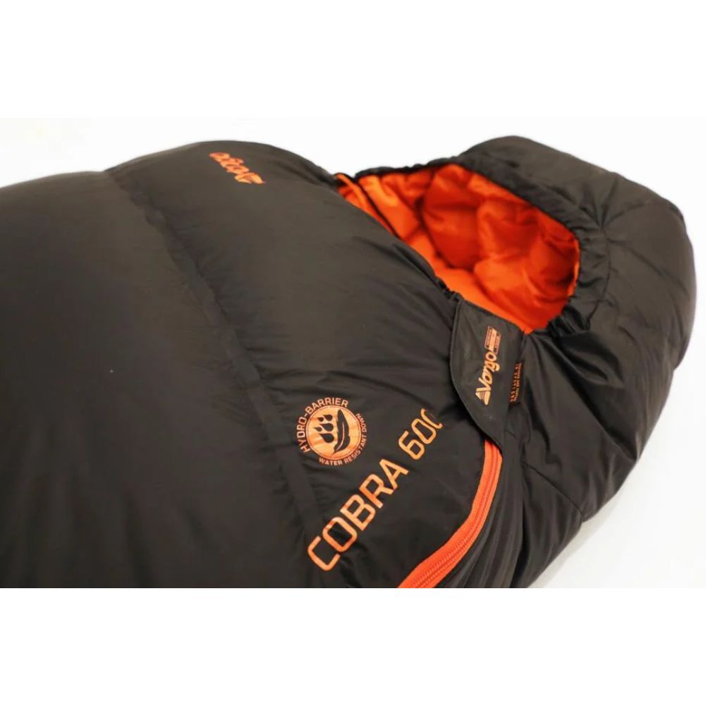 Vango Cobra 600 Down Filled Sleeping Bag (Anthracite) angle close up