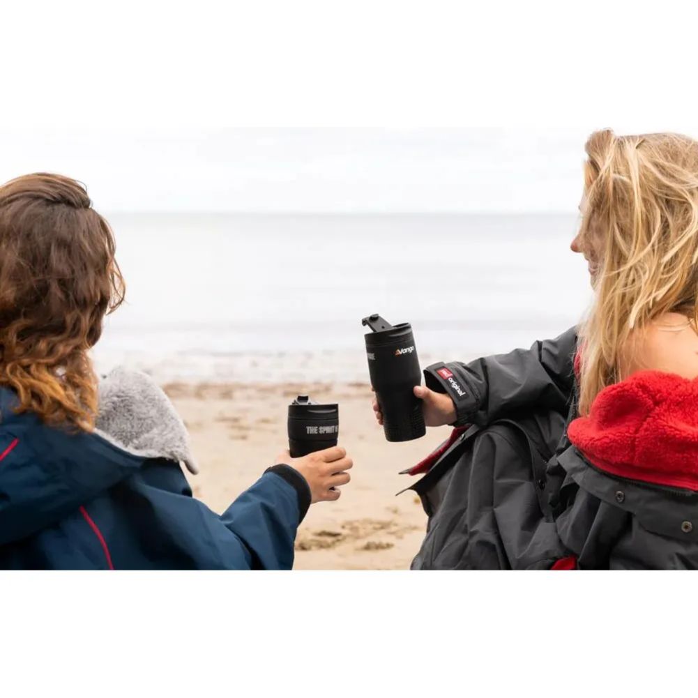 Vango Magma Mug two girls