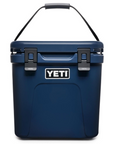 Yeti Roadie 24 Cool Box (Navy) handle up