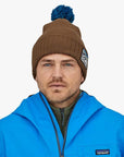 Patagonia Powder Town Beanie (Line Logo Ridge: Mulch Brown)