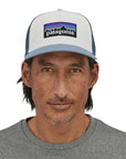 Patagonia P-6 Logo Trucker Hat (White/Light Plume Grey)