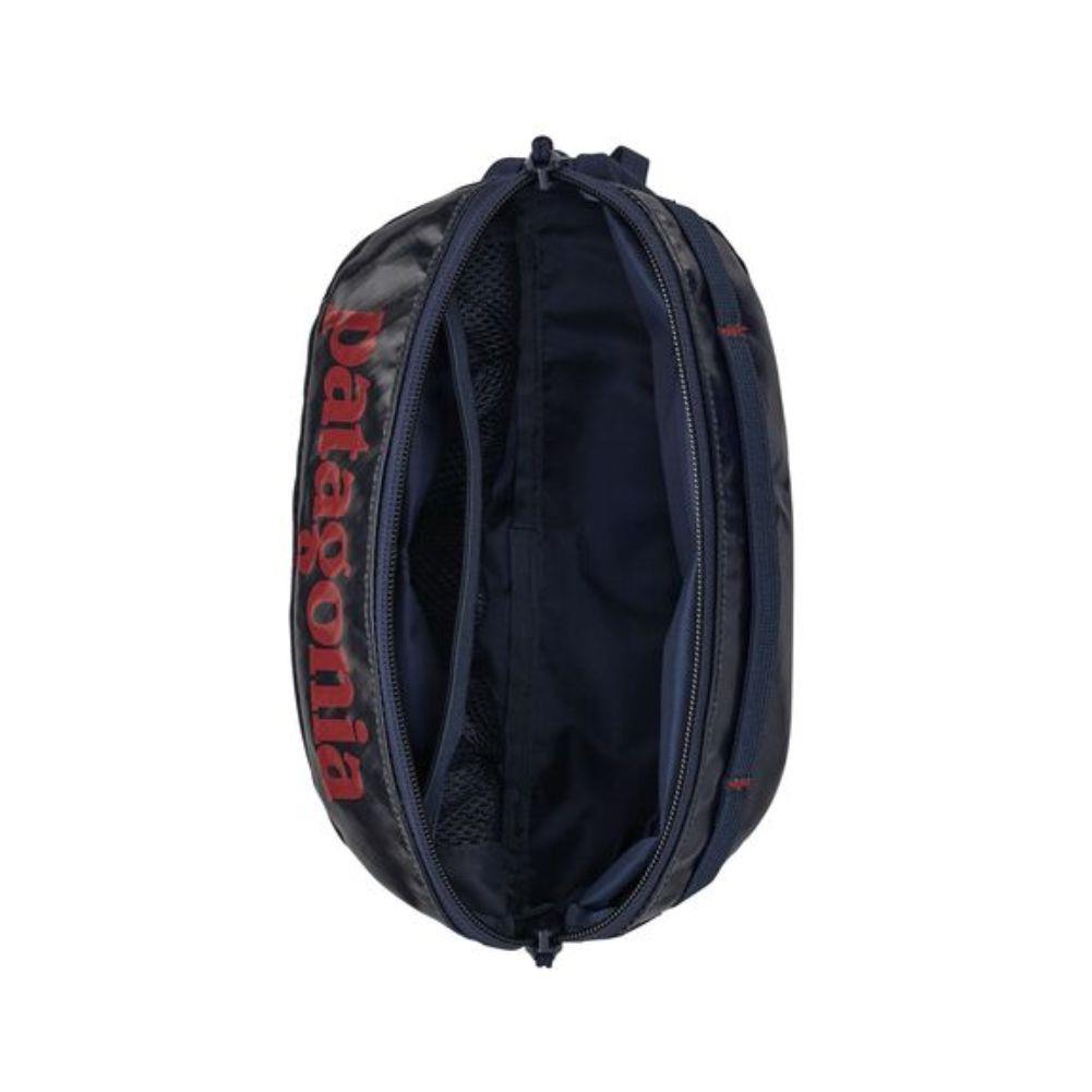 パタゴニア Black Hole Cube Medium SHNY 2023 