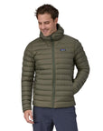 Patagonia Men’s Down Sweater Hoody – L