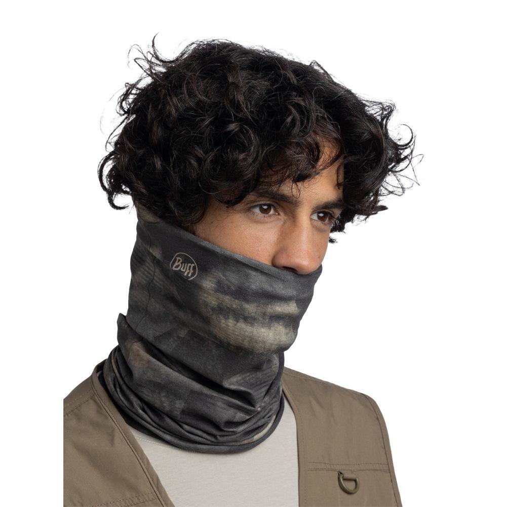 Buff Coolnet Uv Insect Shield (Riakion) man face covered