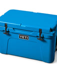 Yeti Tundra 45 Cool Box (Big Wave Blue) close lid