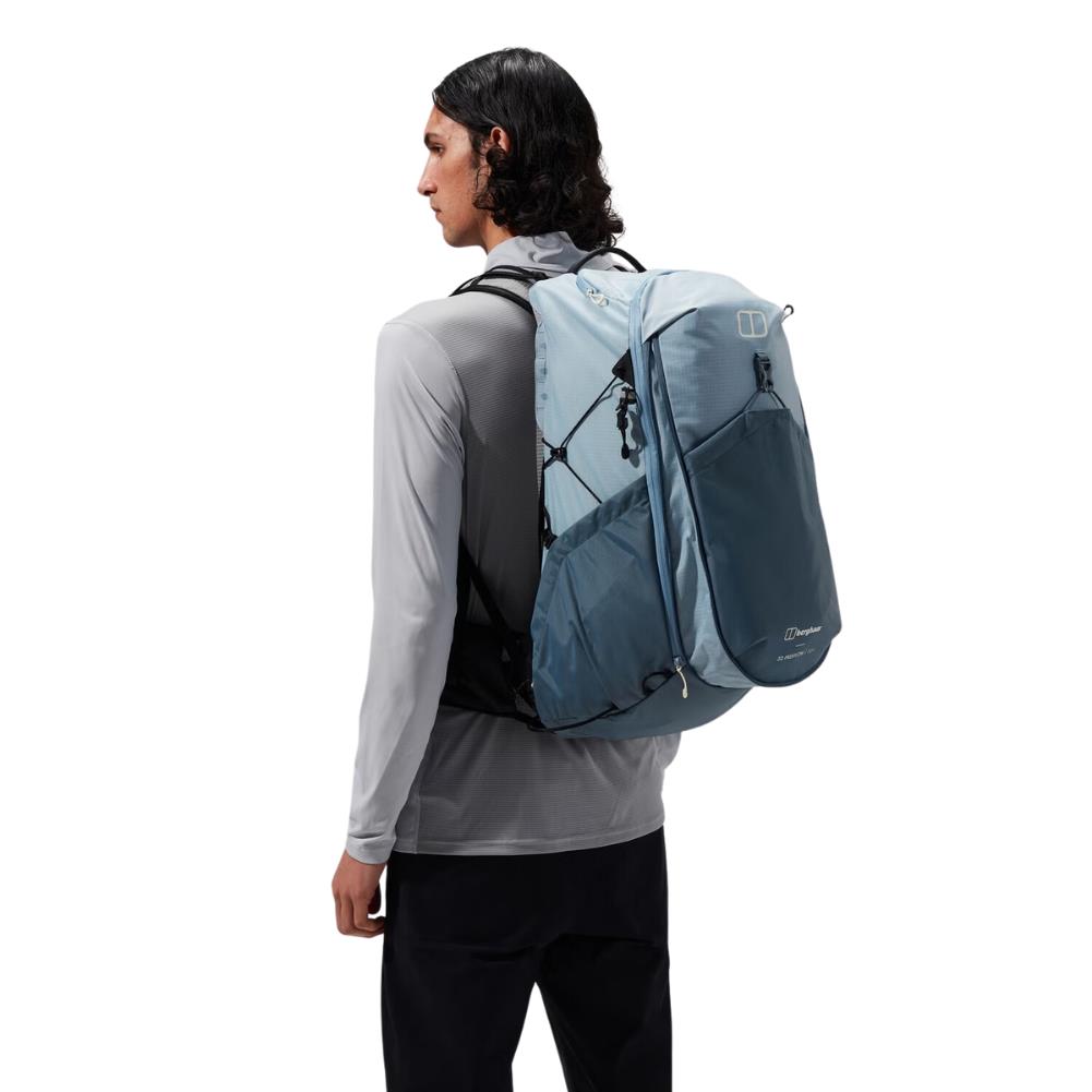 Berghaus 3D Freeflow 30+5L Rucksack (Light Blue) another angle