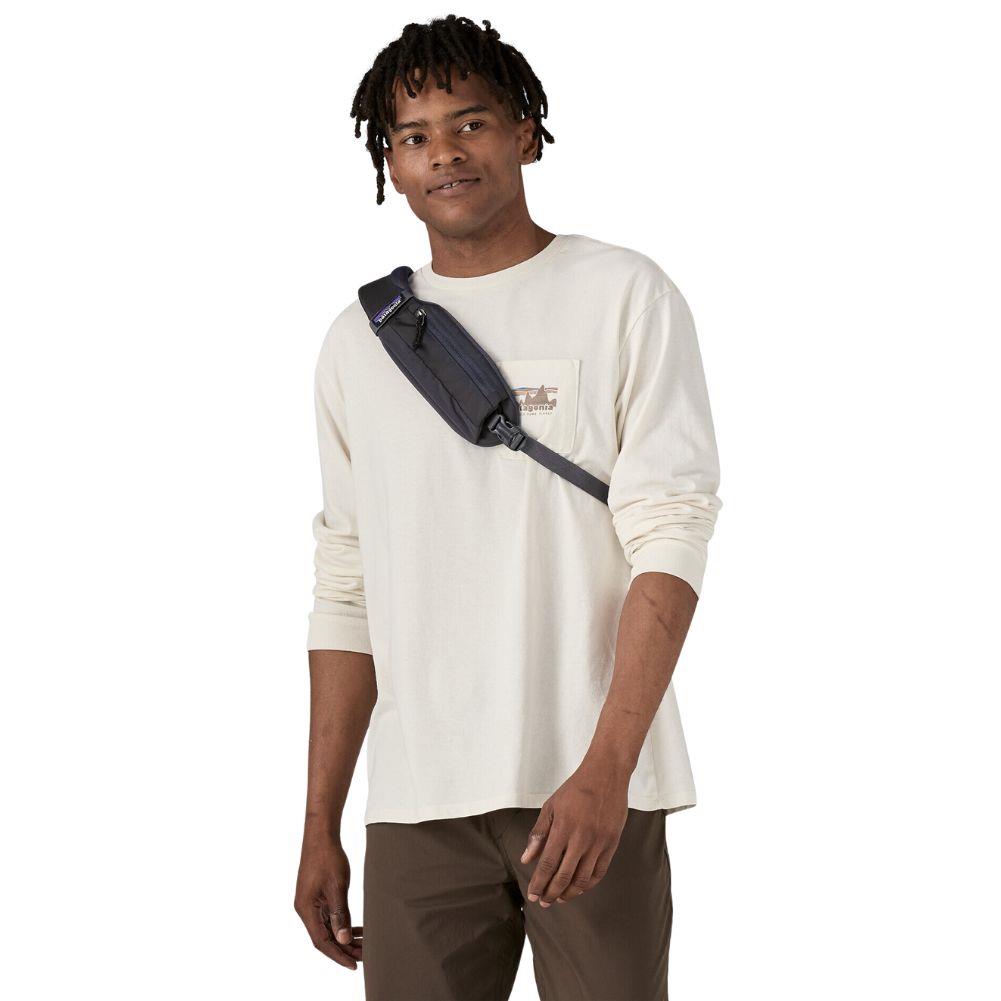 Patagonia Atom Sling Bag 8L (Smolder Blue) model front