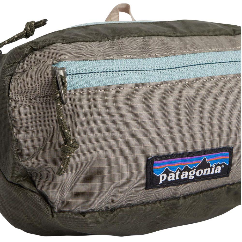 Patagonia Ultralight Black Hole Mini Hip Pack 1L (Pine Needle Green) close up