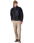 Patagonia Men's Classic Retro-X Fleece Jacket (Smoulder Blue) model posing