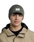 Buff Knitted Beanie Drisk (Silversage) model face