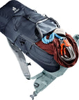 Deuter Trail 24 Hiking Backpack (Black/Shale) whats inside