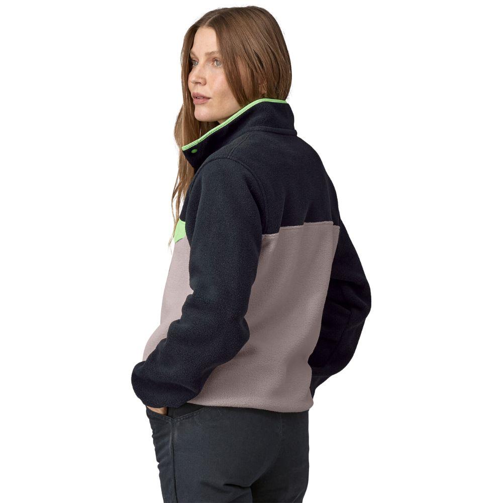 Patagonia Women's Lightweight Synchilla Snap-T Fleece Pullover (Echo Purple) model angle