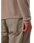 Berghaus Men's Ivyhill Crew Top (Light Grey) hand