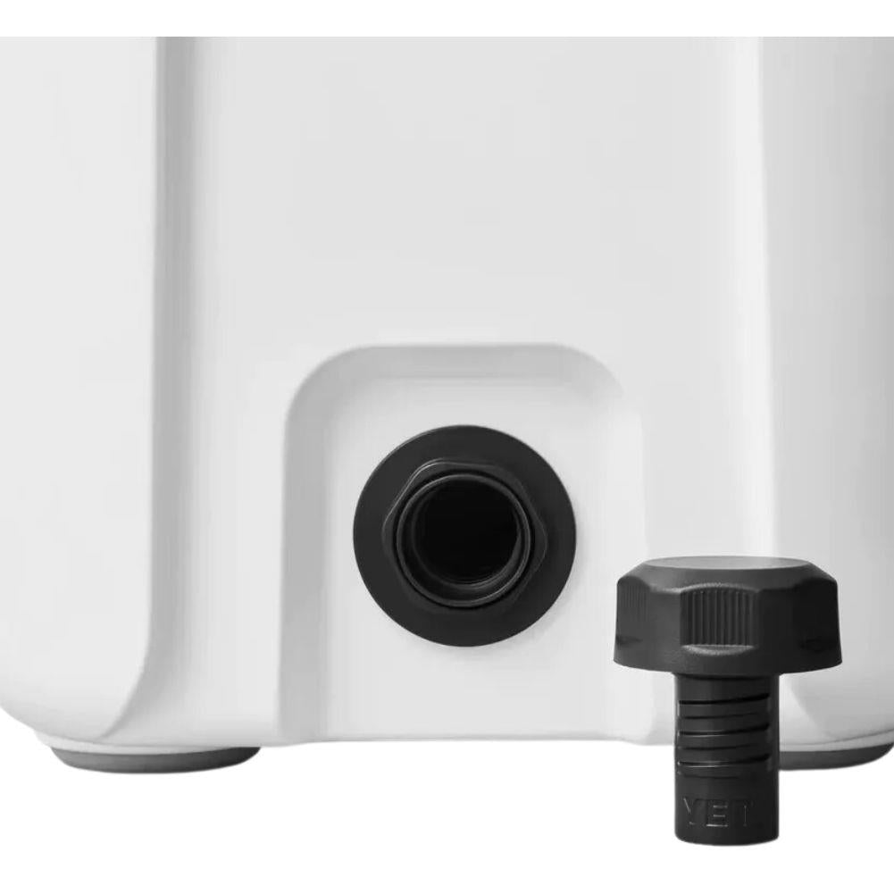 Yeti Roadie 15 Cool Box (White) screw