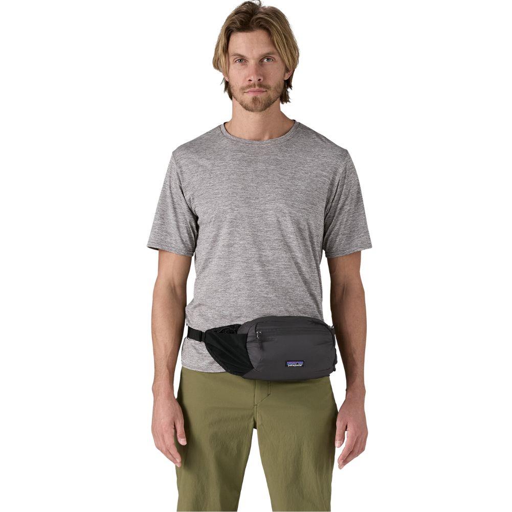 Patagonia Terravia 5L Hip Pack (Black) – Summits Outdoor