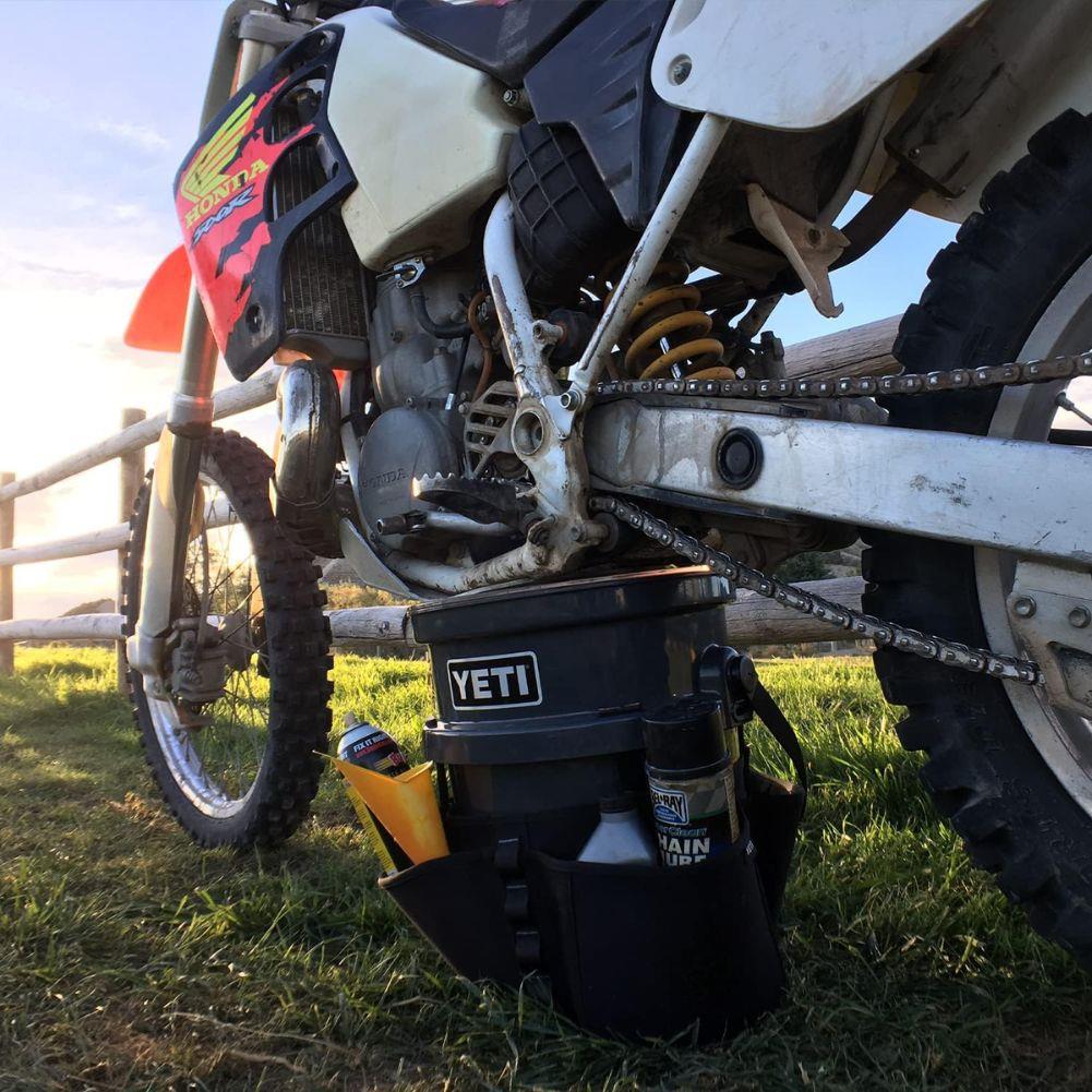 Yeti Loadout 5 Gallon Bucket (Charcoal) bike