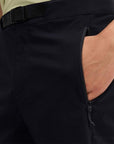 Berghaus Men's Hike-Air Stretch Shorts (Black) hand in pocket