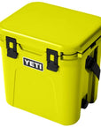 Yeti Roadie 24 Cool Box 2.0 (Firefly Yellow) closed lid