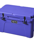 Yeti Tundra 45 Cool Box (Ultramarine Violet) angle