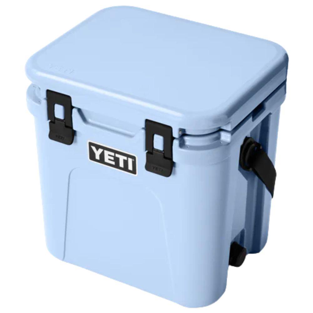Yeti Roadie 24 Cool Box 2.0 (Big Sky Blue) angle