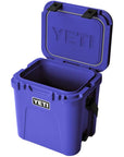Yeti Roadie 24 Cool Box 2.0 (Ultramarine Violet) lid up