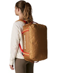 Patagonia Black Hole Duffel 40L (Talon Gold) carry