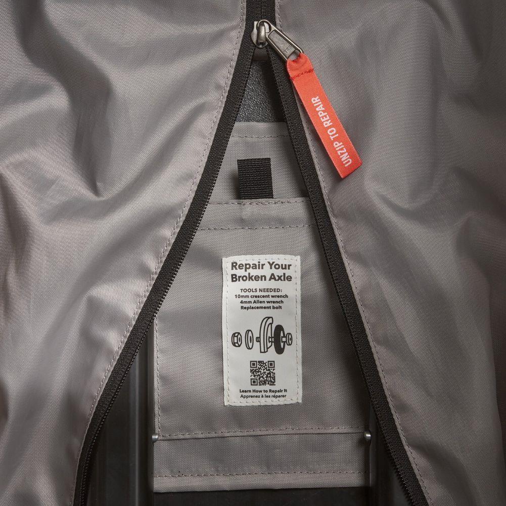 Patagonia Black Hole Wheeled Duffel 40L (Smolder Blue w/Amanita Red) inside info
