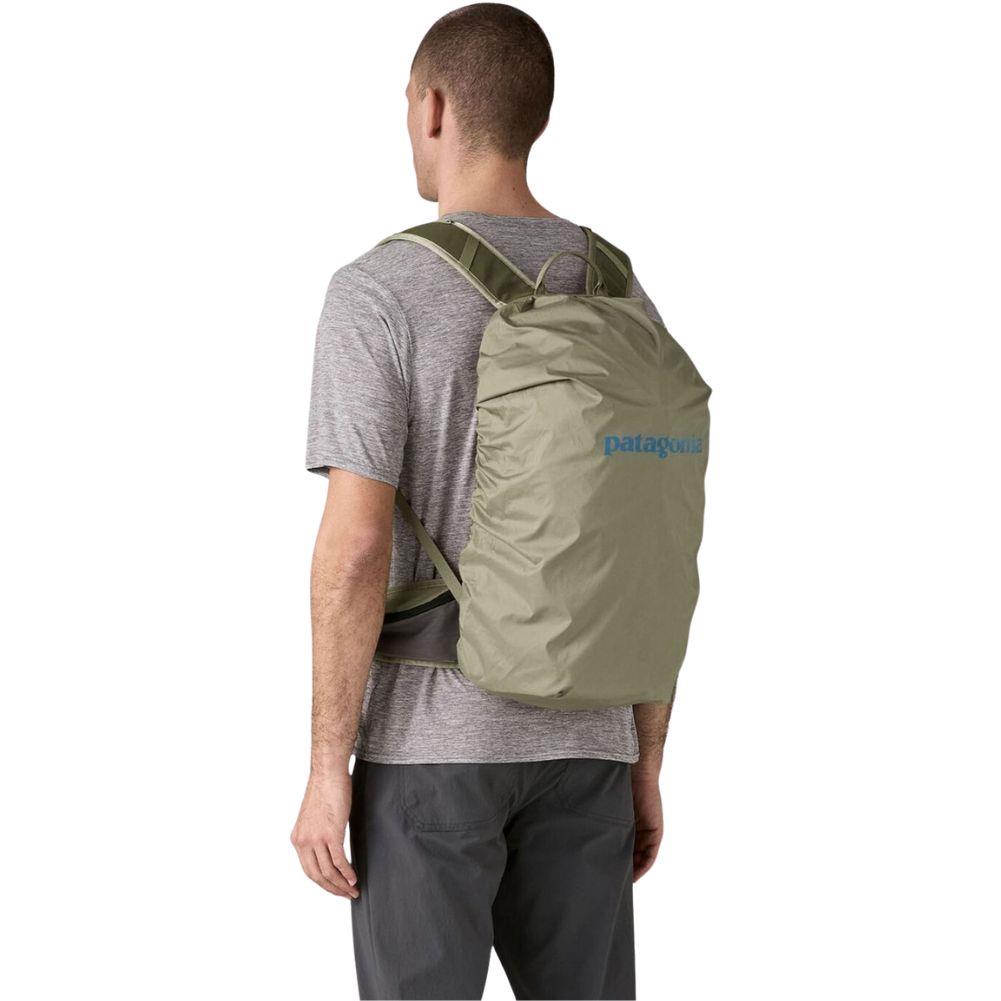 Patagonia Terravia Pack 22L - M (River Rock Green) covers