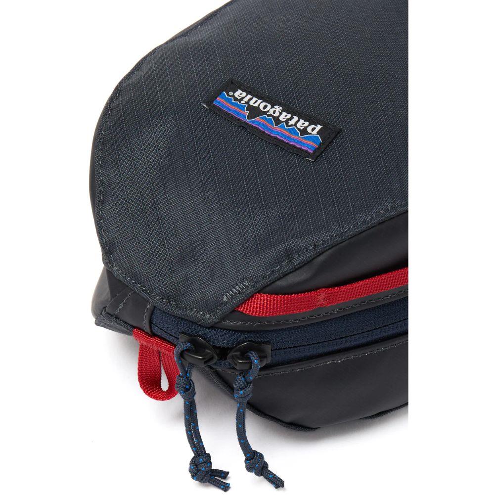 Patagonia Black Hole Cube 3L (Smolder Blue w/Amanita Red)
