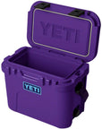 Yeti Roadie 15 Cool Box (Pace Purple/Blue) open