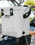 Yeti Roadie 24 Cool Box 2.0 (Olive)