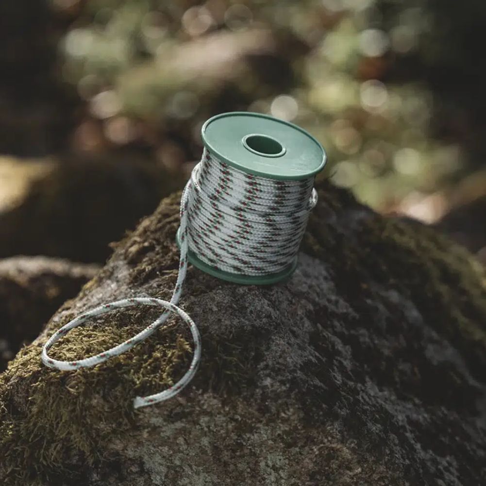 Easy Camp Utility Cord rock