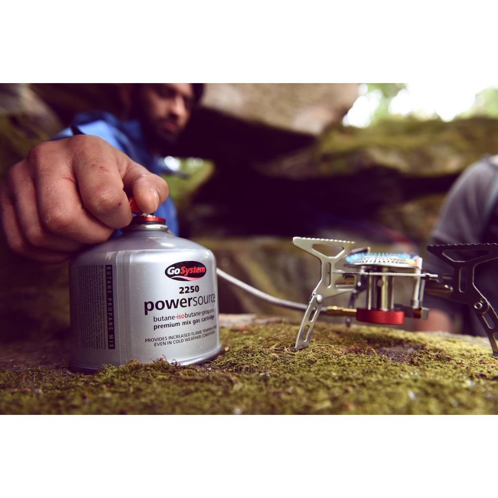 GoSystem Powersource 2250 - Butane/Propane Gas turning it