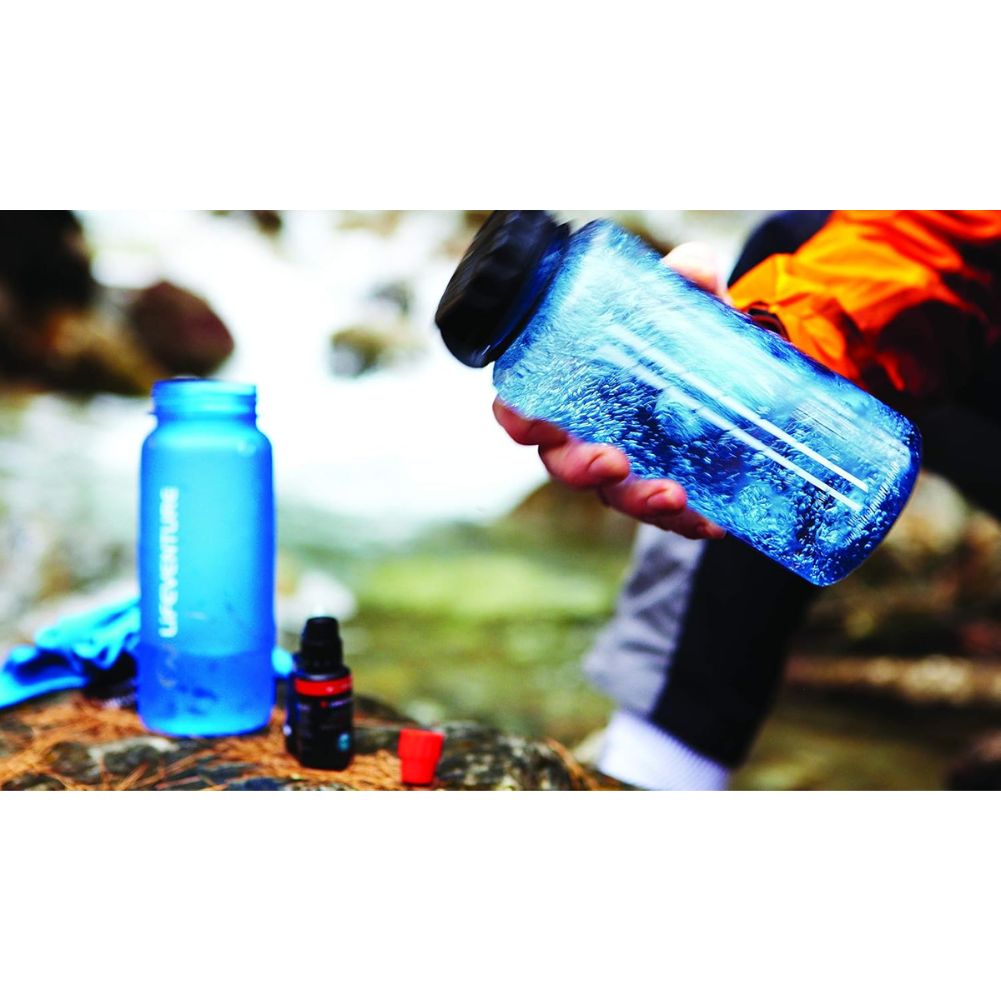 Lifesystems Chlorine Water Purification Tablets shake shake