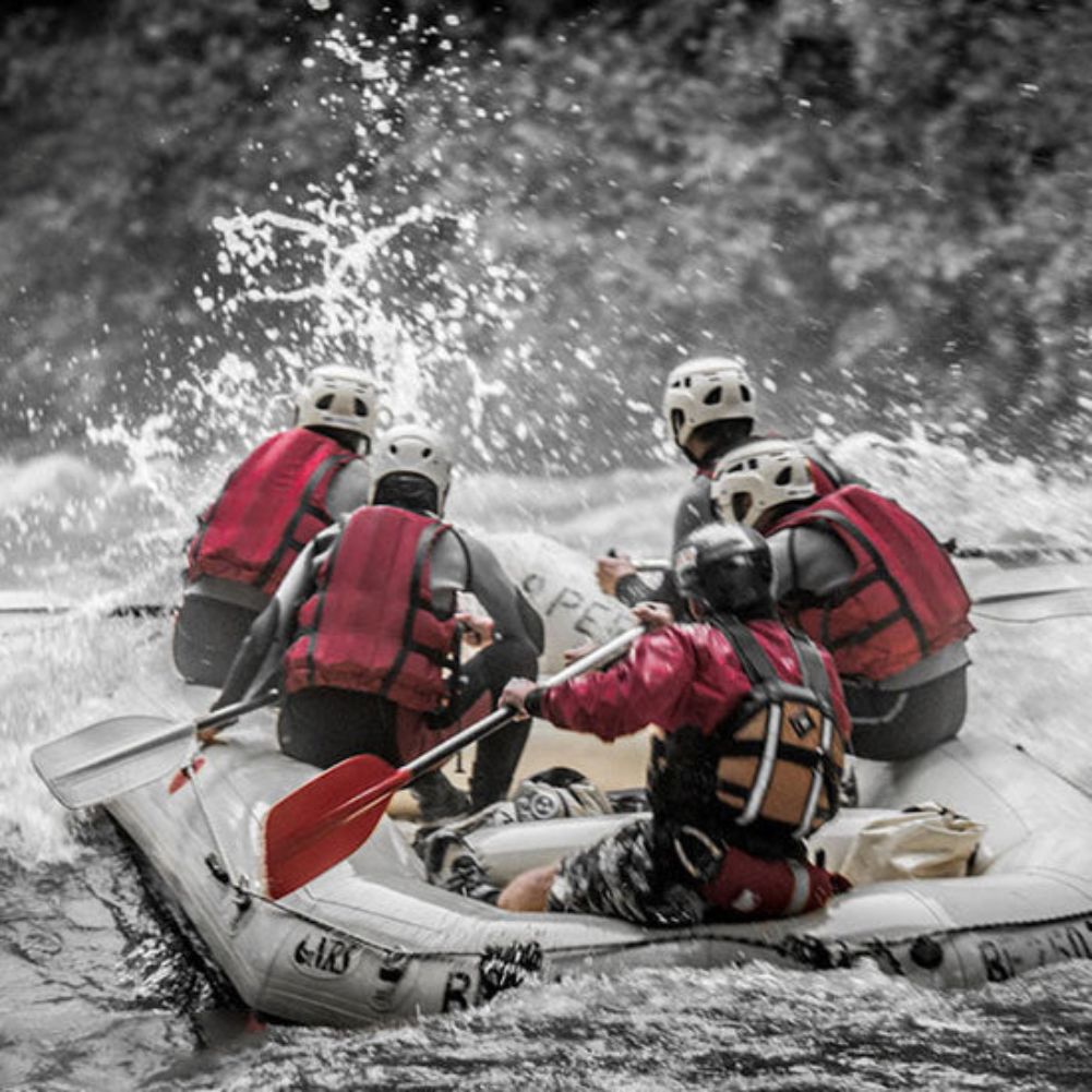 Lifesystems Waterproof First Aid Kit river