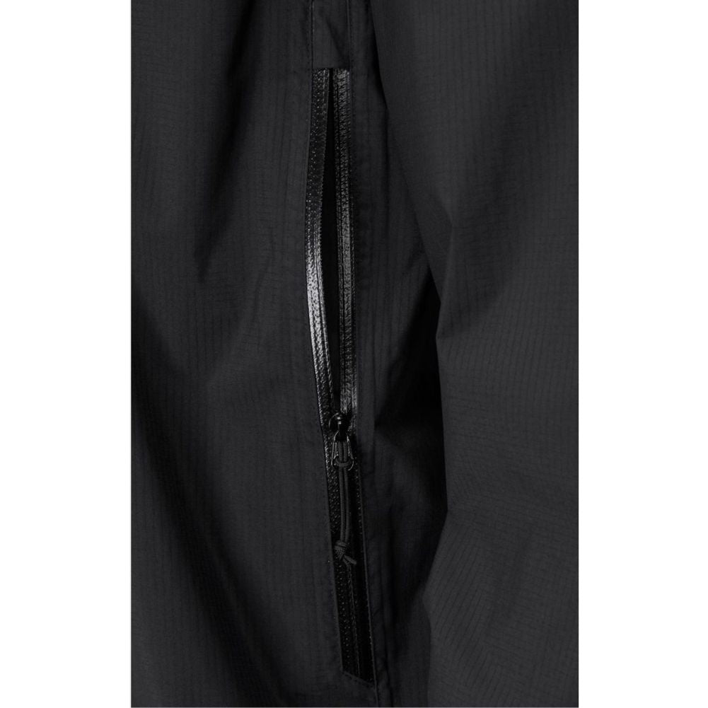 Rab Men&#39;s Downpour Plus 2.0 Waterproof Jacket (Black) zipper