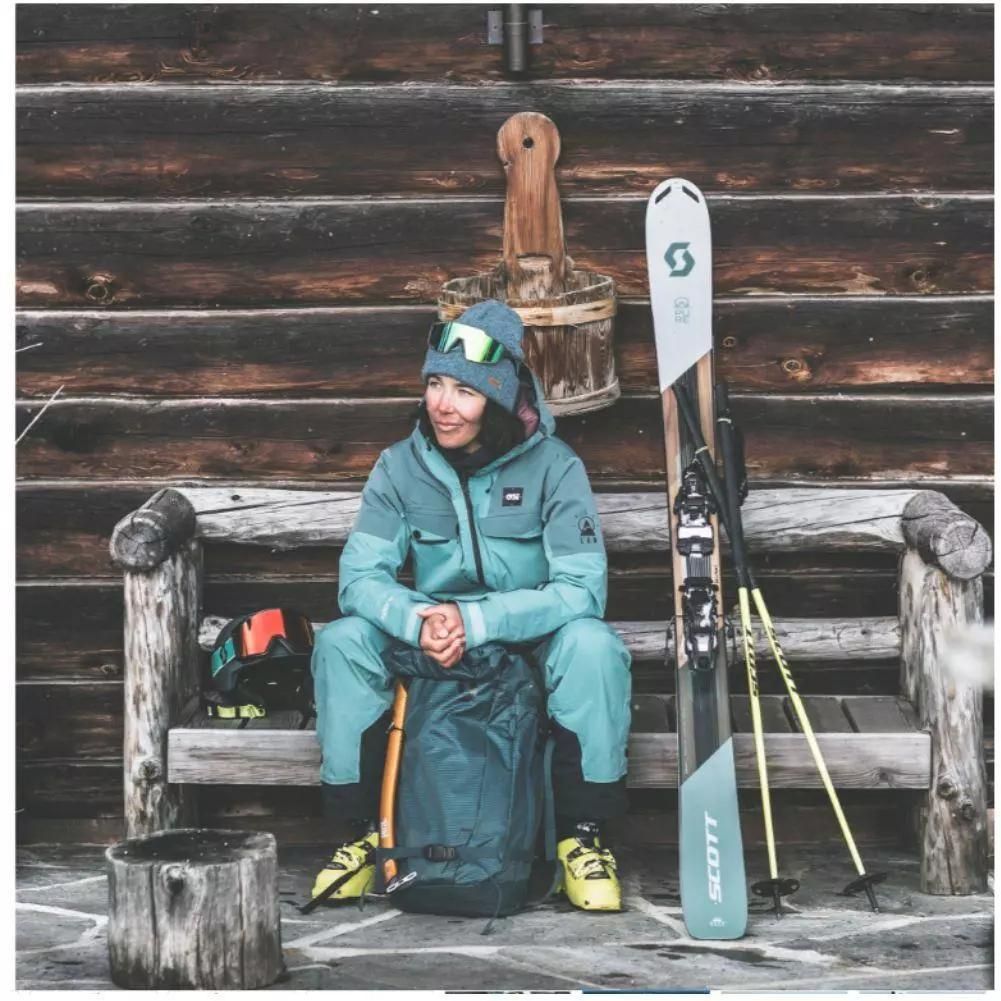 Scott Mountain 35L Backpack (Dark Grey/Black)