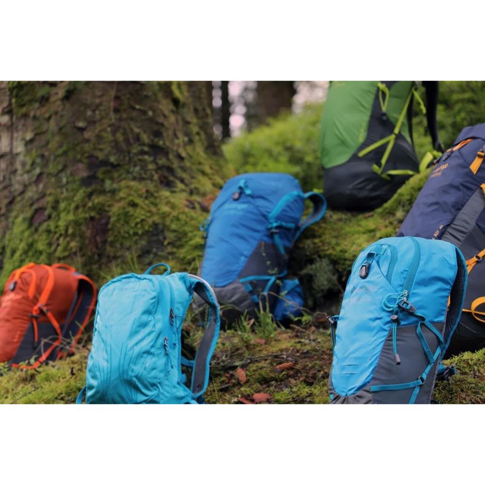 Vango Apex Hydro 10L Rucksack (Atom Blue) bags among bags