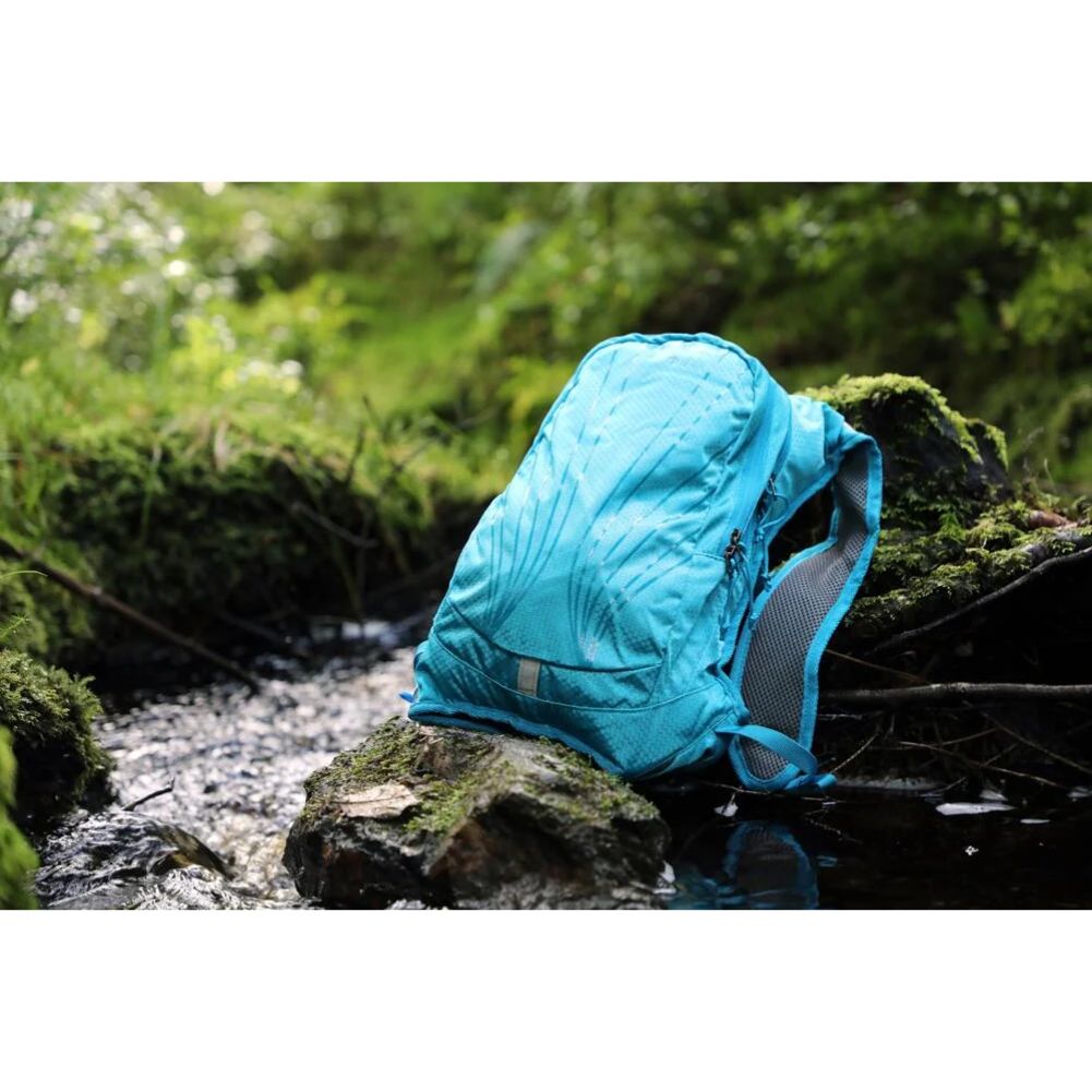 Vango Apex Hydro 10L Rucksack (Atom Blue) bag moss
