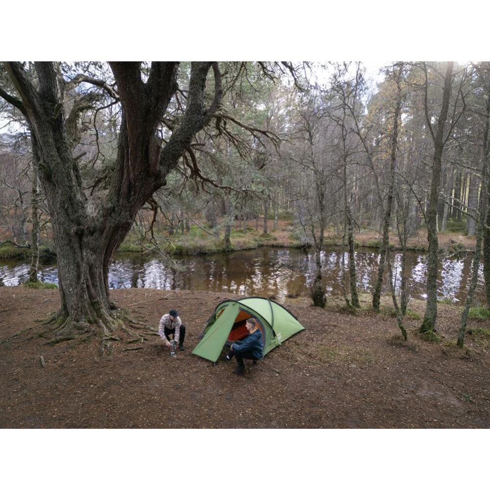 Vango Helvellyn 300 Trekking Tent - 3 Man Semi-Geodesic Tent (Pamir Green) river