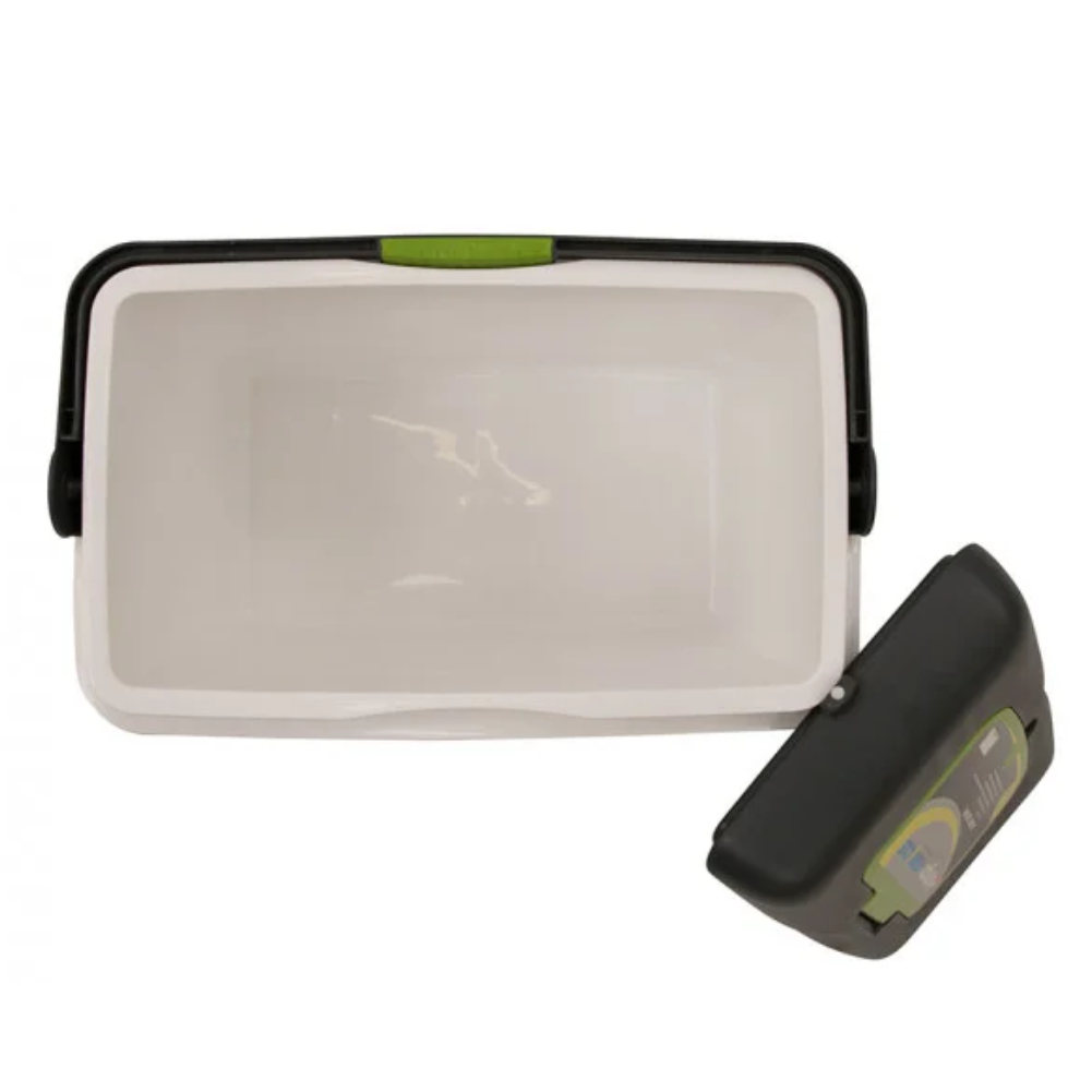 Vango Pinnacle 32Litre - 72 Hr Cooler inside
