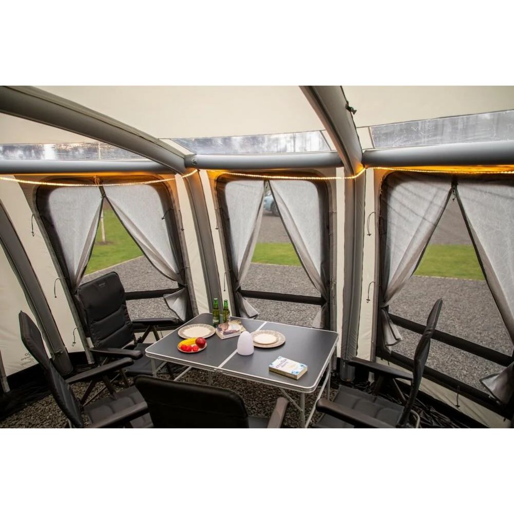 Vango Sunbeam Flexi Light USB - 2 Metres being used