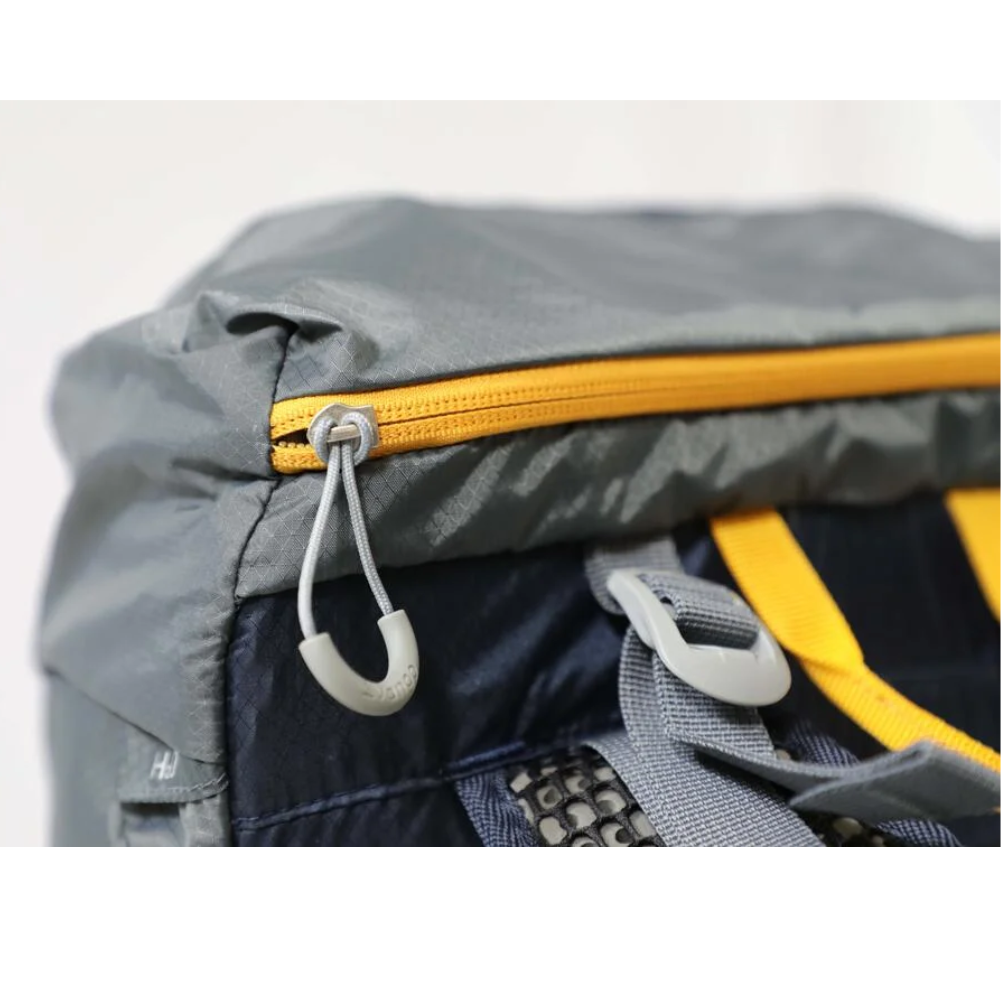 Vango Apex Air 40 Rucksack (Moonlit Ocean) zipper