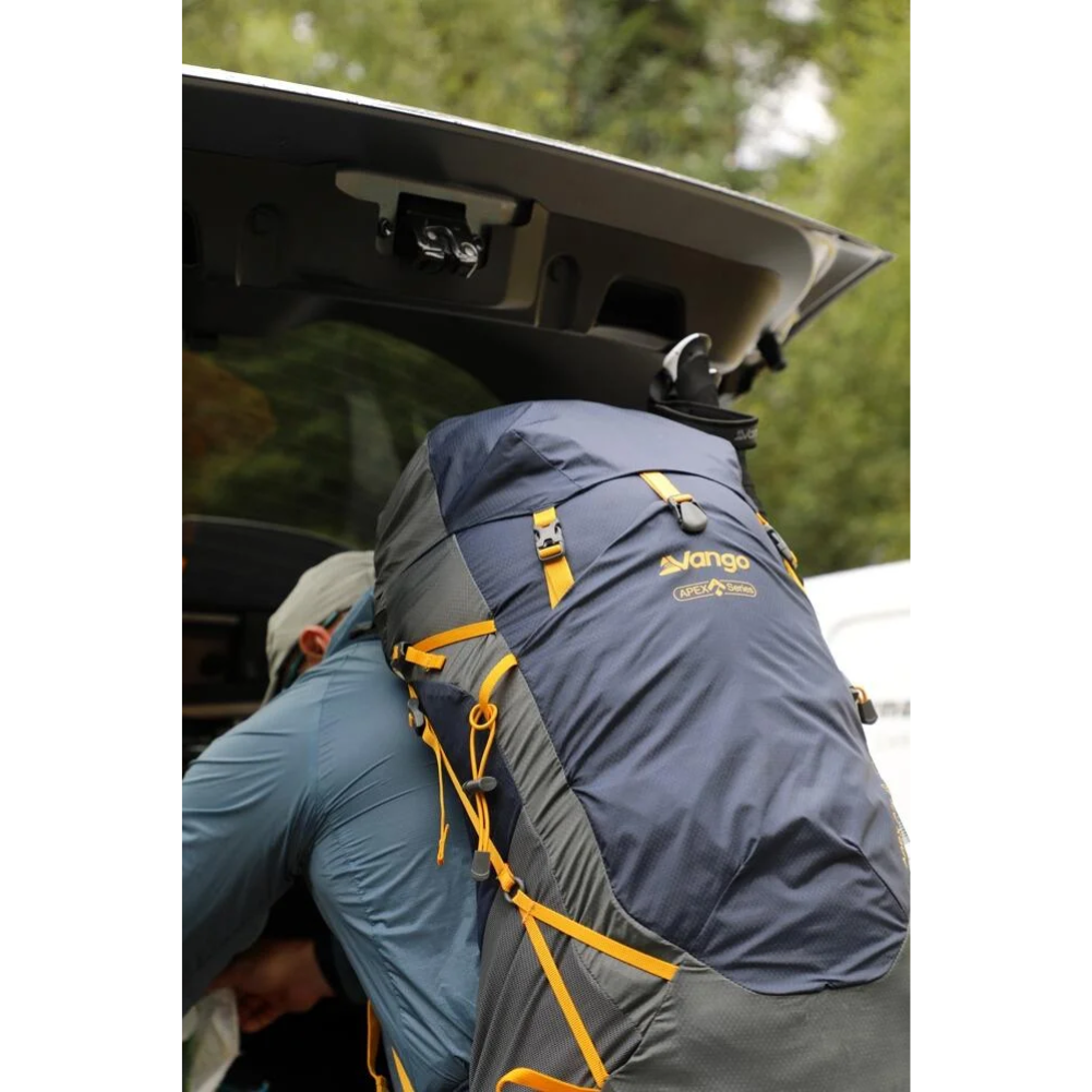 Vango Apex Air 40 Rucksack (Moonlit Ocean) wearing bag