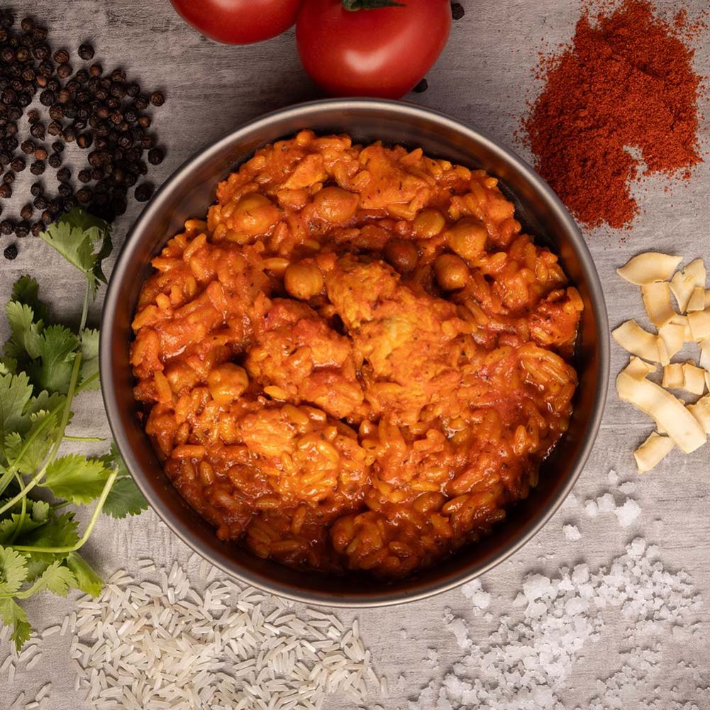 Wayfayrer Chicken Tikka & Rice - Outdoor Camping Ready to Eat Meal Pouch bowl