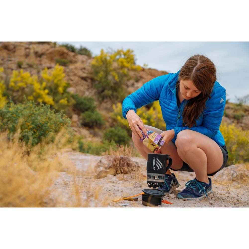 Jetboil ZIP™ Fast Boil Personal Cook System (Carbon) cooking