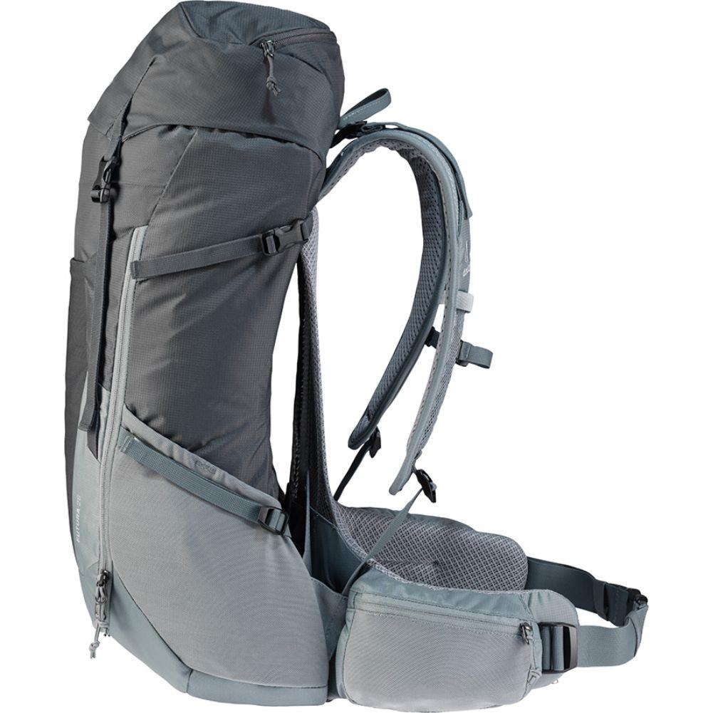 Deuter Futura 26 Daypack Hiking Backpack 