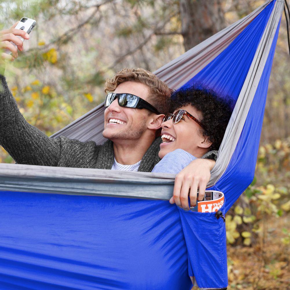 Coghlan Double Parachute Hammock selfie