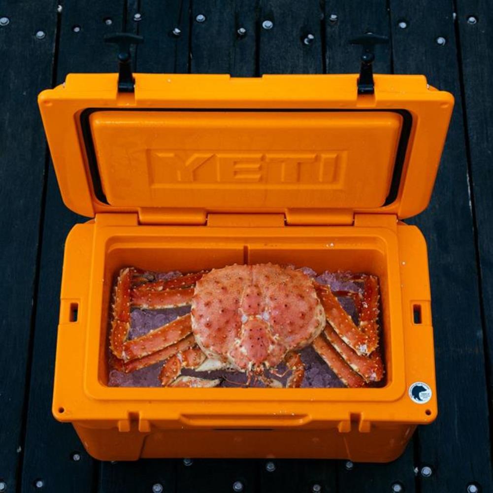 Yeti Tundra 35 Cool Box (King Crab) – Summits Outdoor Yeti Tundra 35 Cool Box (King Crab) – Summits Outdoor