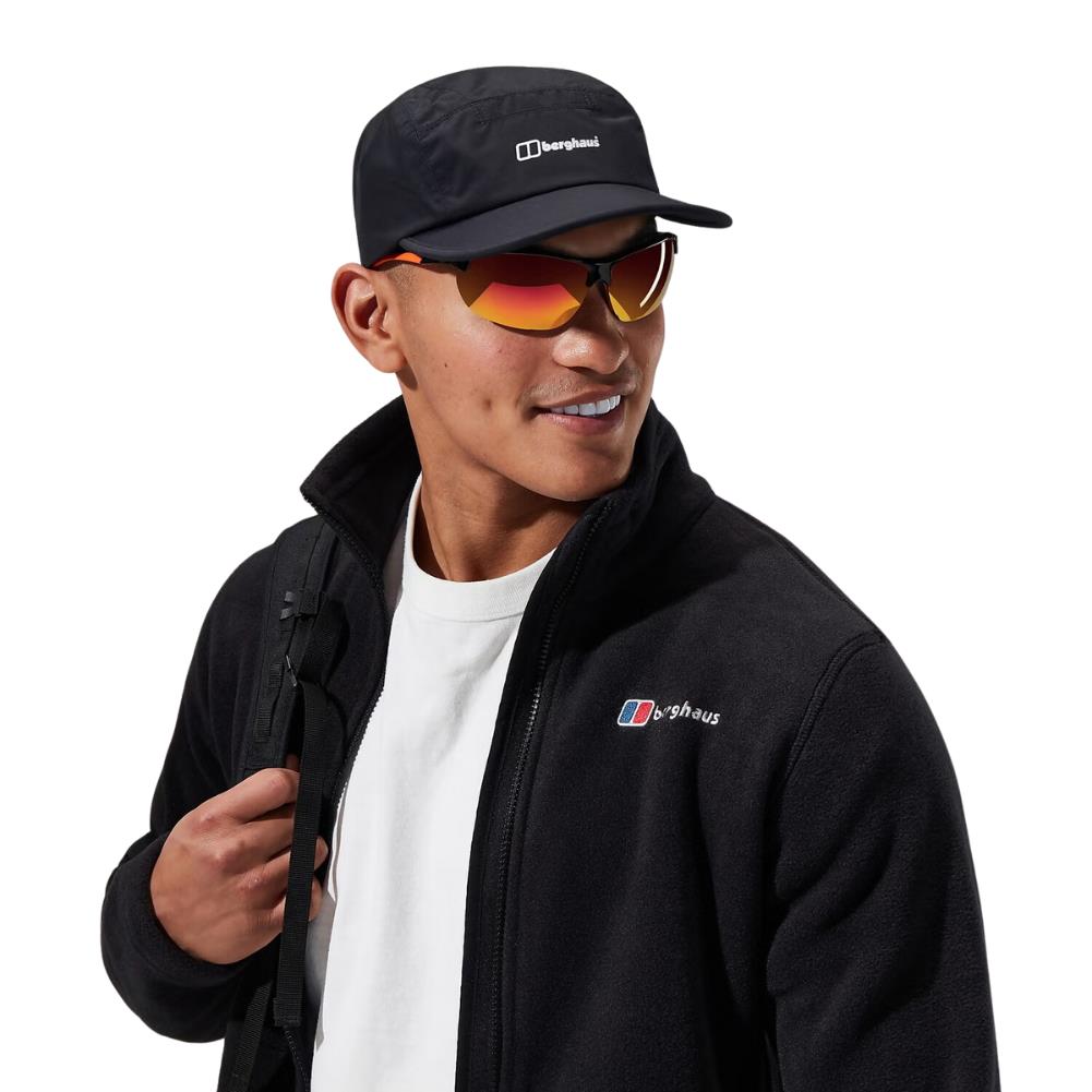 Berghaus Men&#39;s Prism Polartec Interactive Fleece Jacket (Black) model glasses on
